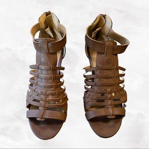 American Eagle Leather Wedge Sandal Brown Size 8.5